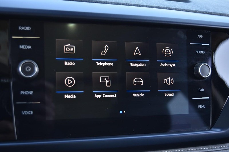 Volkswagen Taos Vehicle Image 14