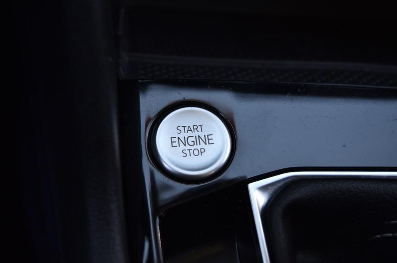 Volkswagen Taos Vehicle Image 17