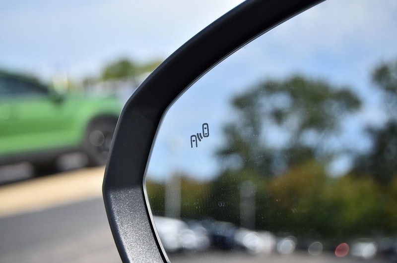 Volkswagen Taos Vehicle Image 10