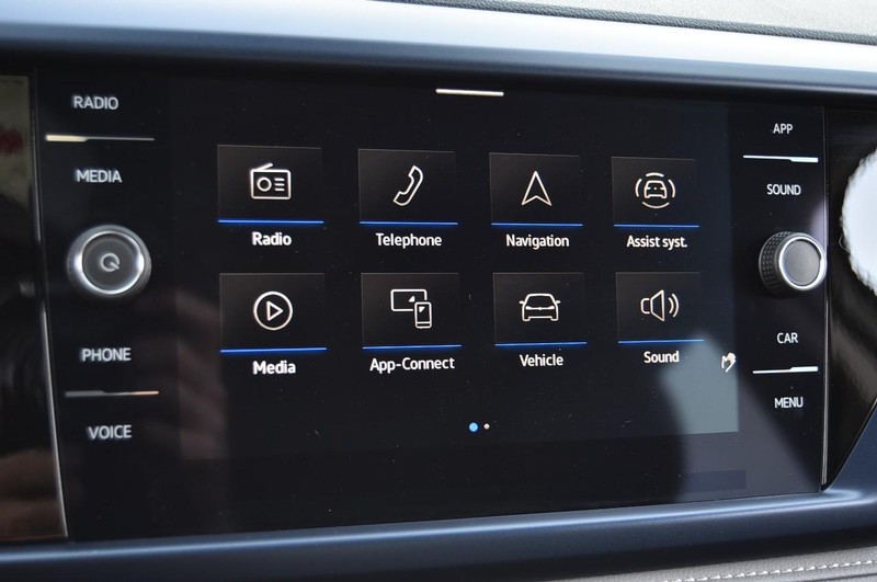 Volkswagen Taos Vehicle Image 14