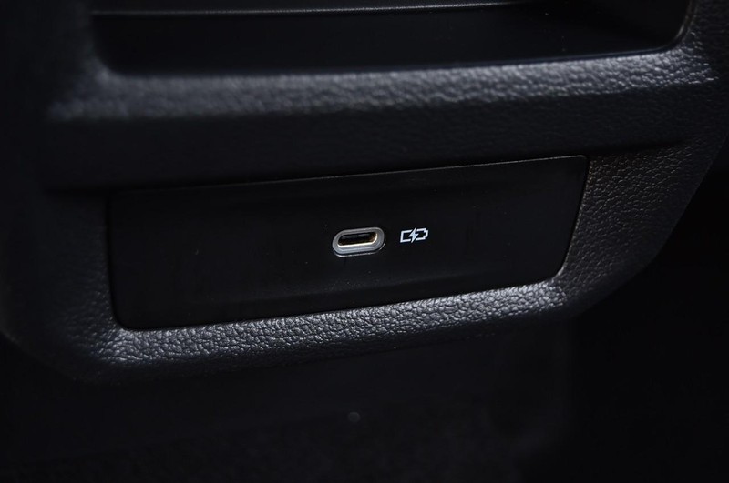 Volkswagen Taos Vehicle Image 23