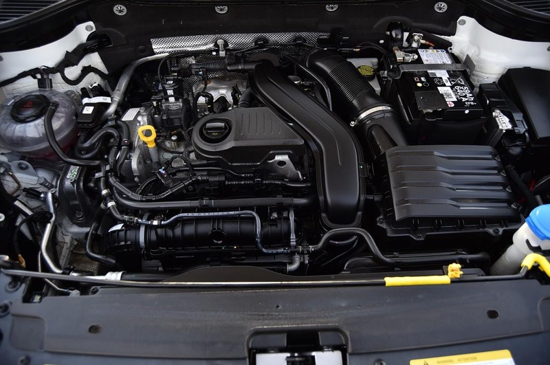 Volkswagen Taos Vehicle Image 25