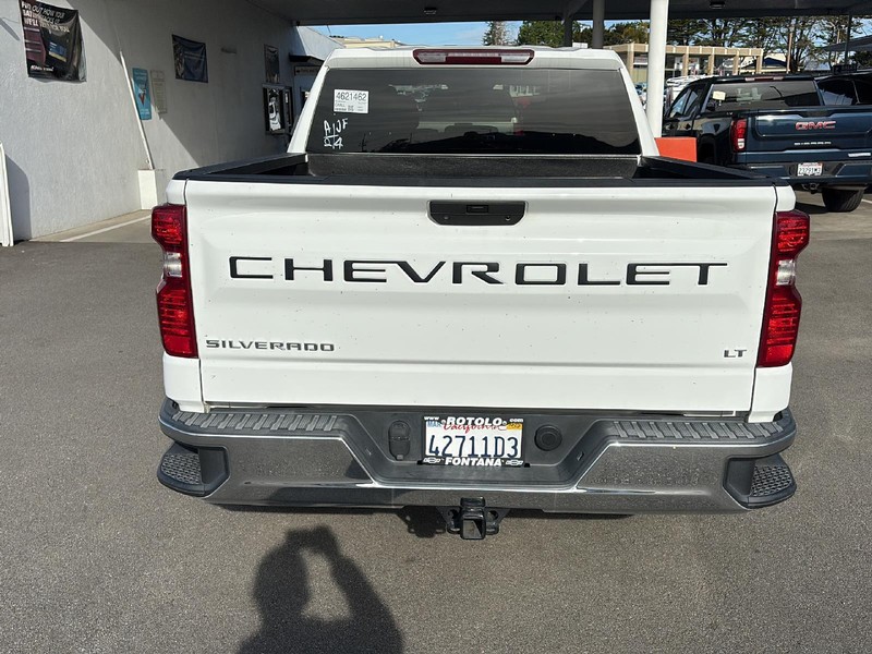 Chevrolet Silverado 1500 Vehicle Full-screen Gallery Image 04