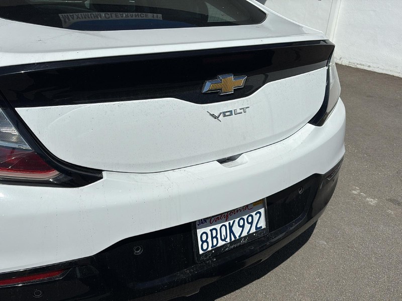 Chevrolet Volt Vehicle Full-screen Gallery Image 12