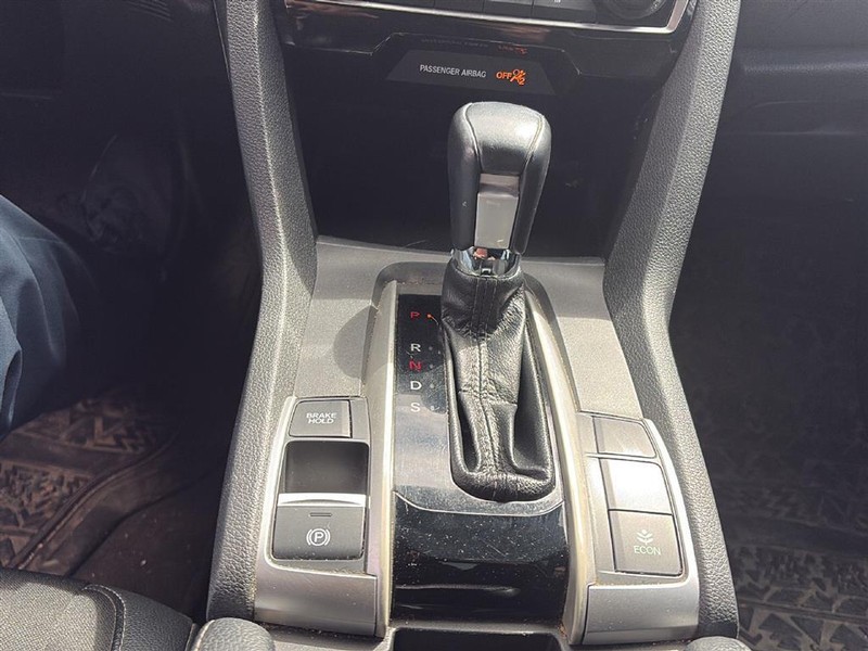 Honda Civic Sedan Vehicle Full-screen Gallery Image 15