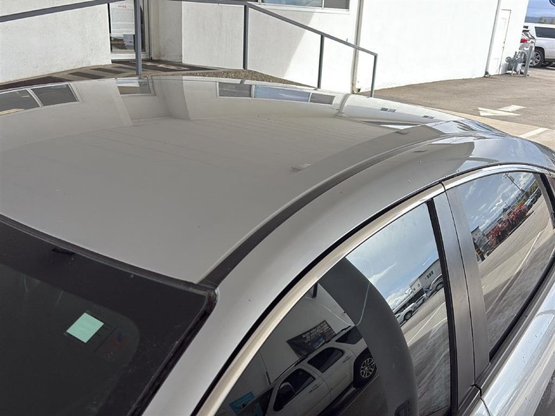 Honda Civic Sedan Vehicle Full-screen Gallery Image 20