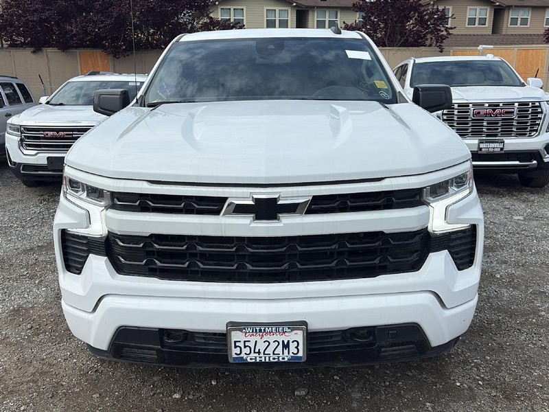 Chevrolet Silverado 1500 Vehicle Full-screen Gallery Image 02