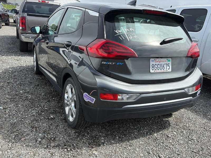 Chevrolet Bolt EV Vehicle Full-screen Gallery Image 03