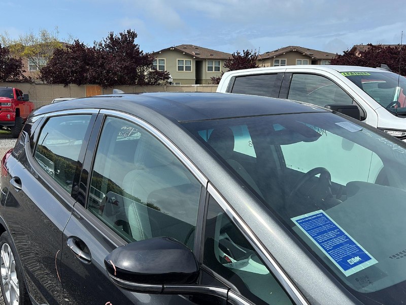 Chevrolet Bolt EV Vehicle Full-screen Gallery Image 11