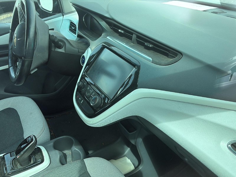 Chevrolet Bolt EV Vehicle Full-screen Gallery Image 13