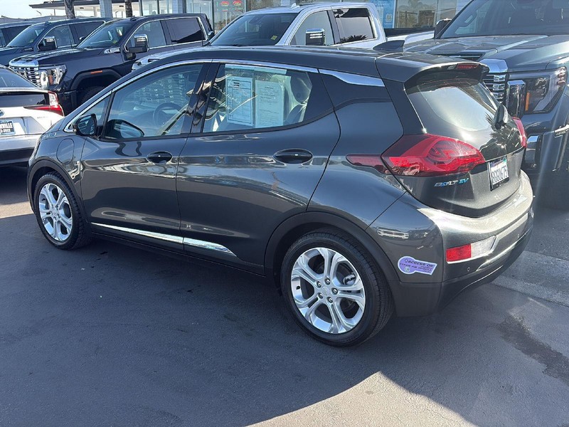 Chevrolet Bolt EV Vehicle Full-screen Gallery Image 15