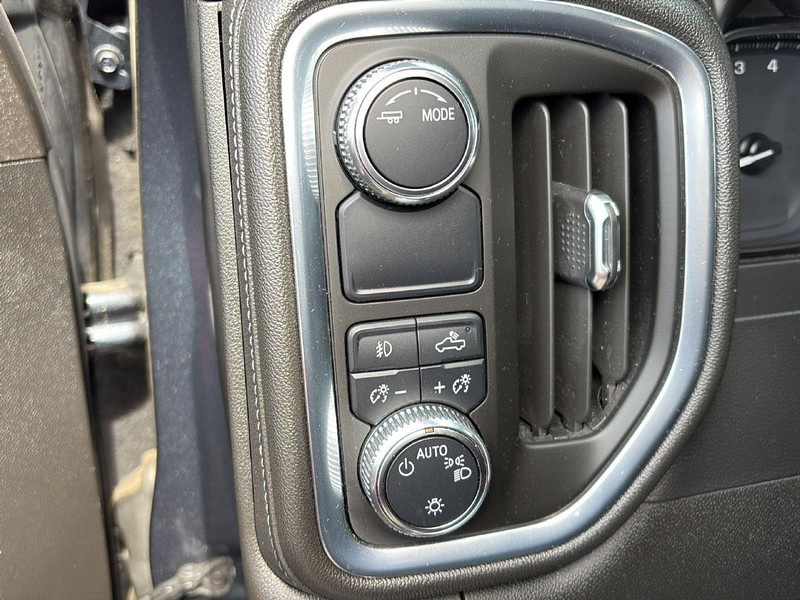 GMC Sierra 1500 Vehicle Full-screen Gallery Image 09
