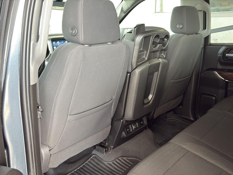 GMC Sierra 1500 Vehicle Full-screen Gallery Image 22