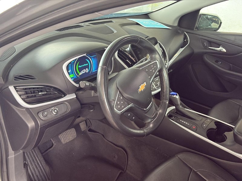 Chevrolet Volt Vehicle Full-screen Gallery Image 08