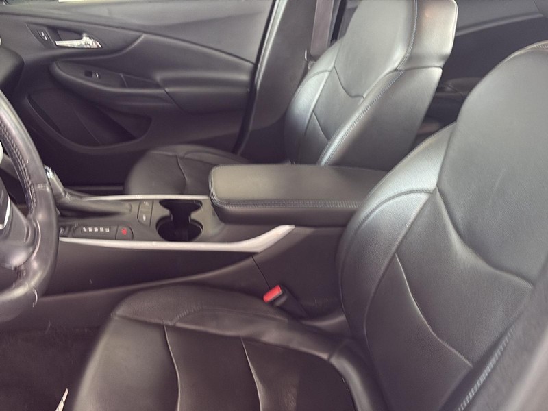 Chevrolet Volt Vehicle Full-screen Gallery Image 10