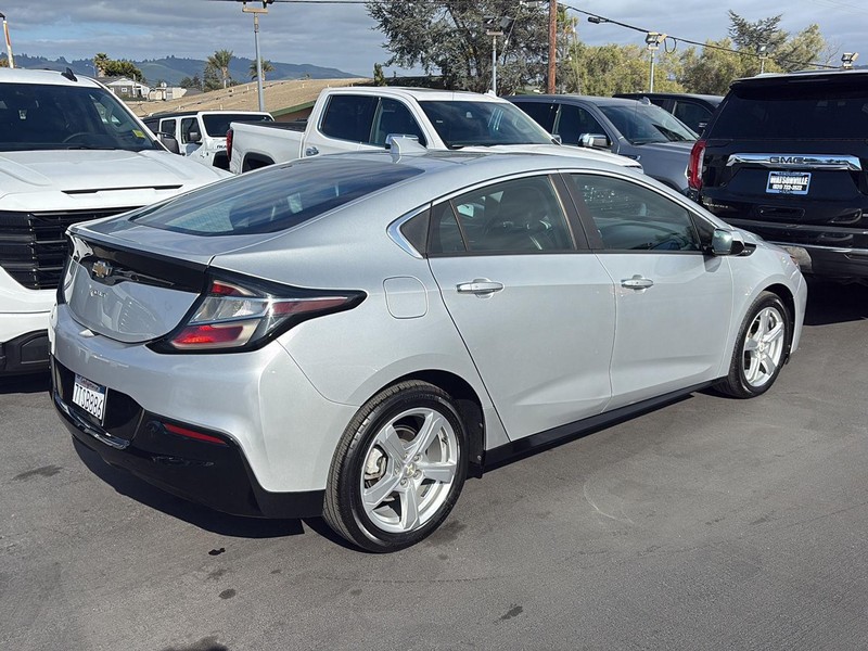 Chevrolet Volt Vehicle Full-screen Gallery Image 16
