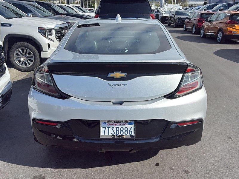 Chevrolet Volt Vehicle Full-screen Gallery Image 17
