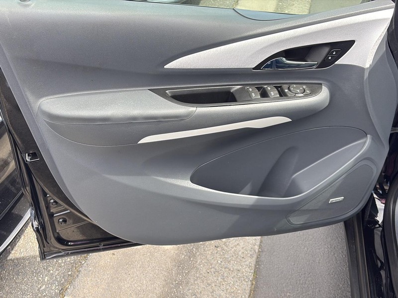 Chevrolet Bolt EV Vehicle Full-screen Gallery Image 10