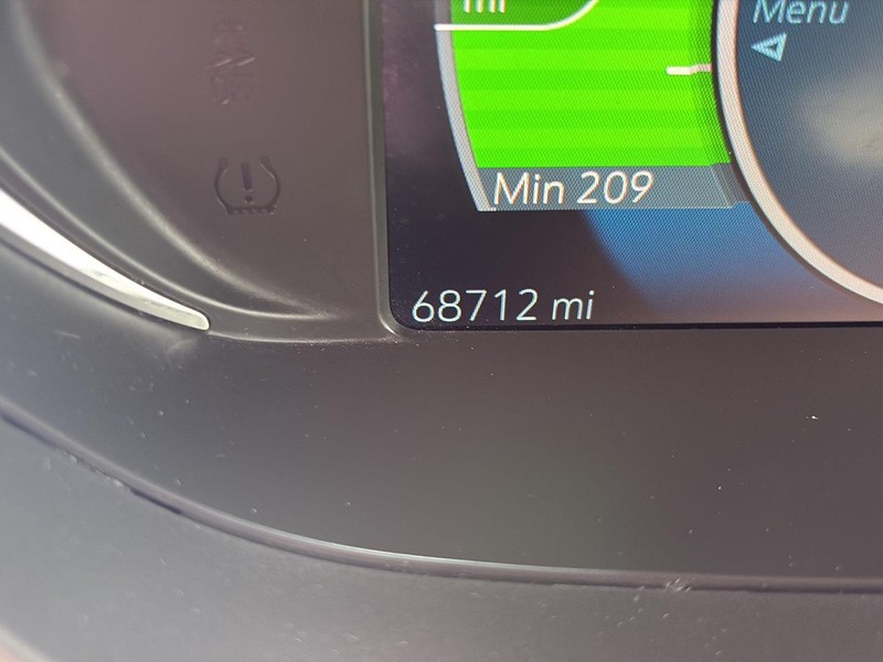 Chevrolet Bolt EV Vehicle Full-screen Gallery Image 18