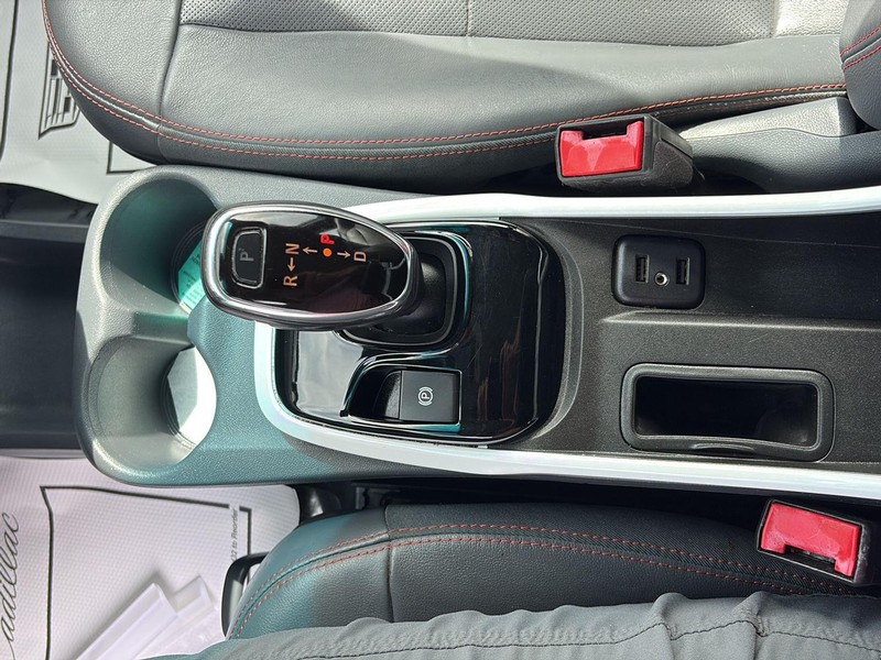 Chevrolet Bolt EV Vehicle Full-screen Gallery Image 26