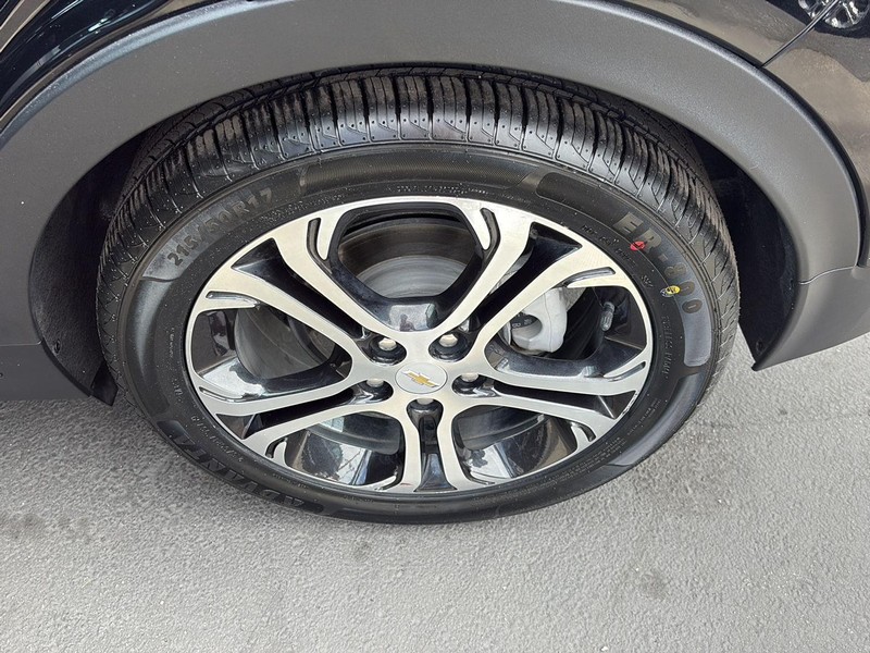 Chevrolet Bolt EV Vehicle Full-screen Gallery Image 32