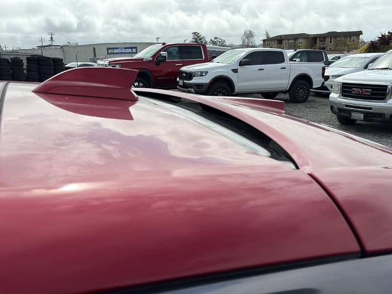 Cadillac LYRIQ Vehicle Full-screen Gallery Image 29
