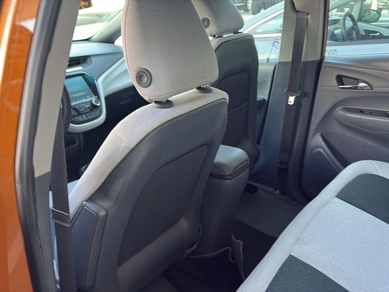 Chevrolet Bolt EV Vehicle Full-screen Gallery Image 17