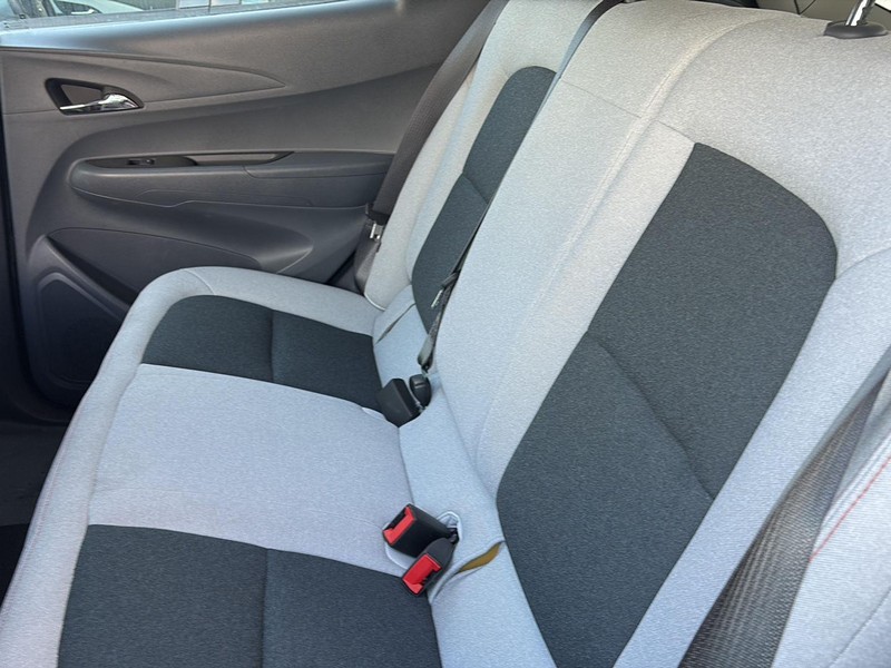 Chevrolet Bolt EV Vehicle Full-screen Gallery Image 18