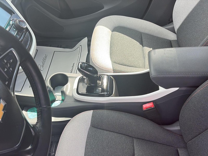 Chevrolet Bolt EV Vehicle Full-screen Gallery Image 27