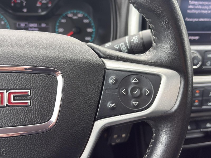 GMC Canyon Vehicle Full-screen Gallery Image 20
