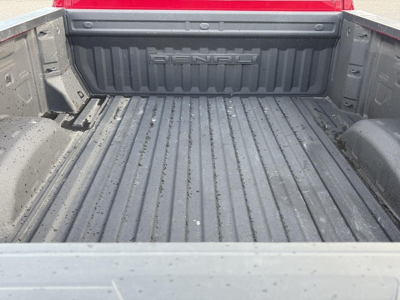 GMC Sierra 2500HD Vehicle Full-screen Gallery Image 09
