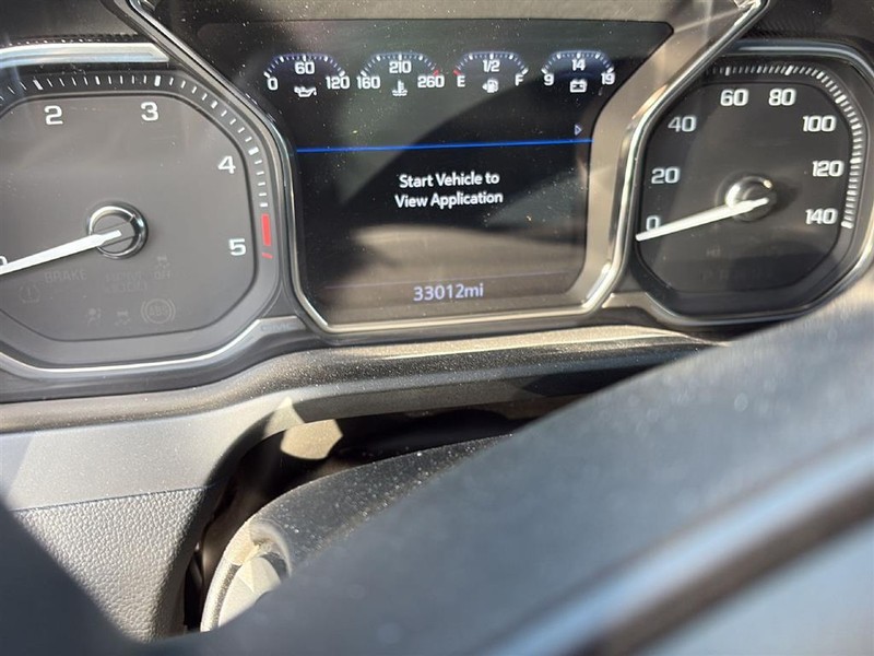 GMC Sierra 2500HD Vehicle Full-screen Gallery Image 05