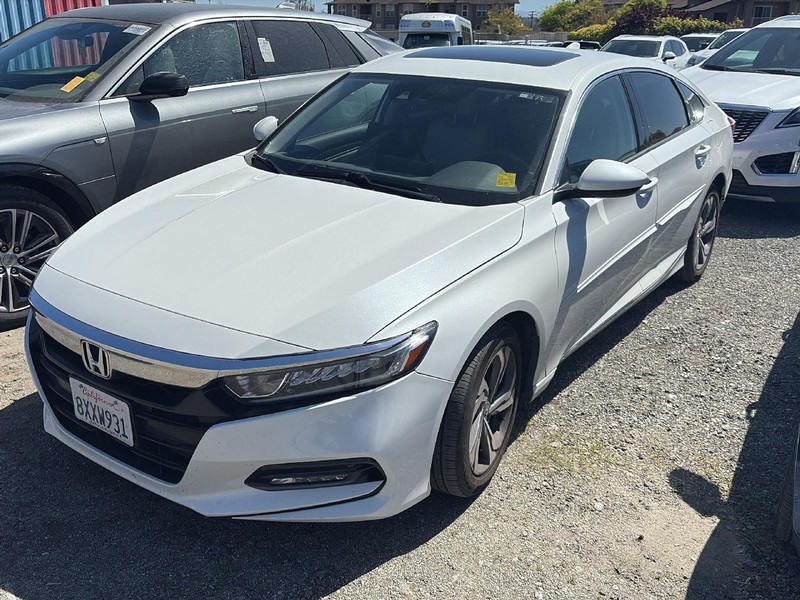 Honda Accord Sedan Vehicle Full-screen Gallery Image 02