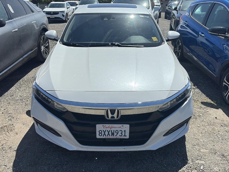 Honda Accord Sedan Vehicle Full-screen Gallery Image 03