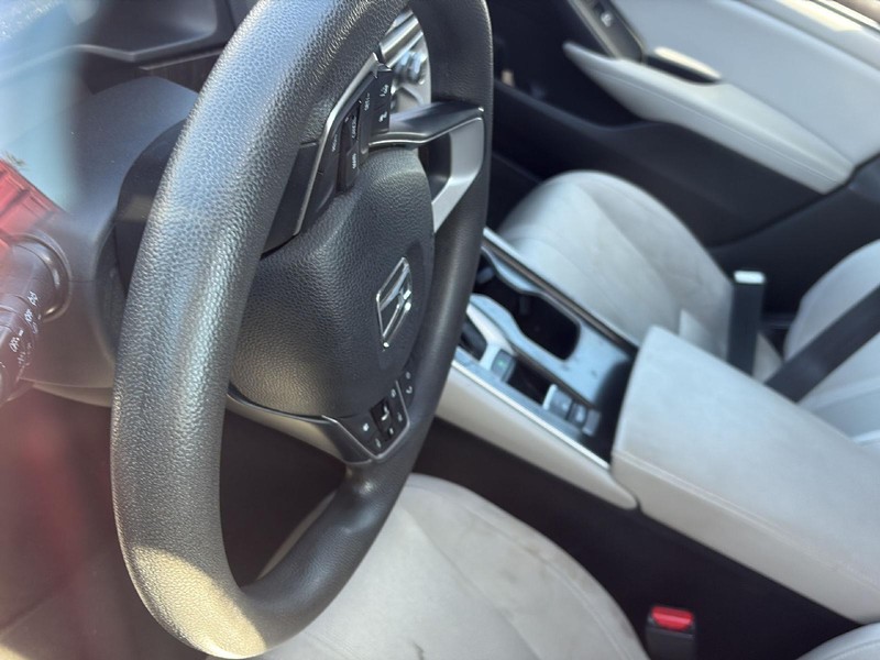 Honda Accord Sedan Vehicle Full-screen Gallery Image 08