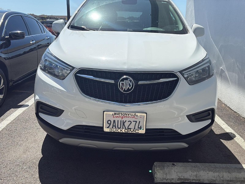 Buick Encore Vehicle Full-screen Gallery Image 07