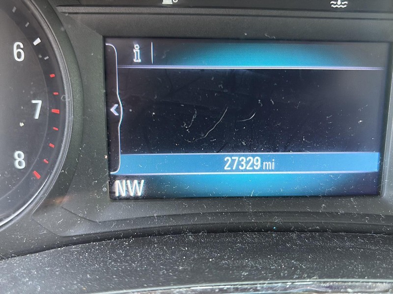 Buick Encore Vehicle Full-screen Gallery Image 25