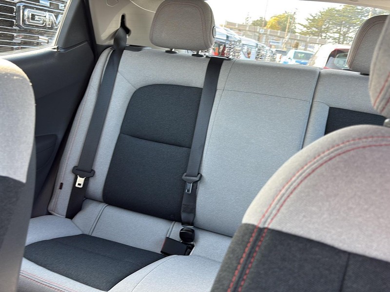 Chevrolet Bolt EV Vehicle Full-screen Gallery Image 21