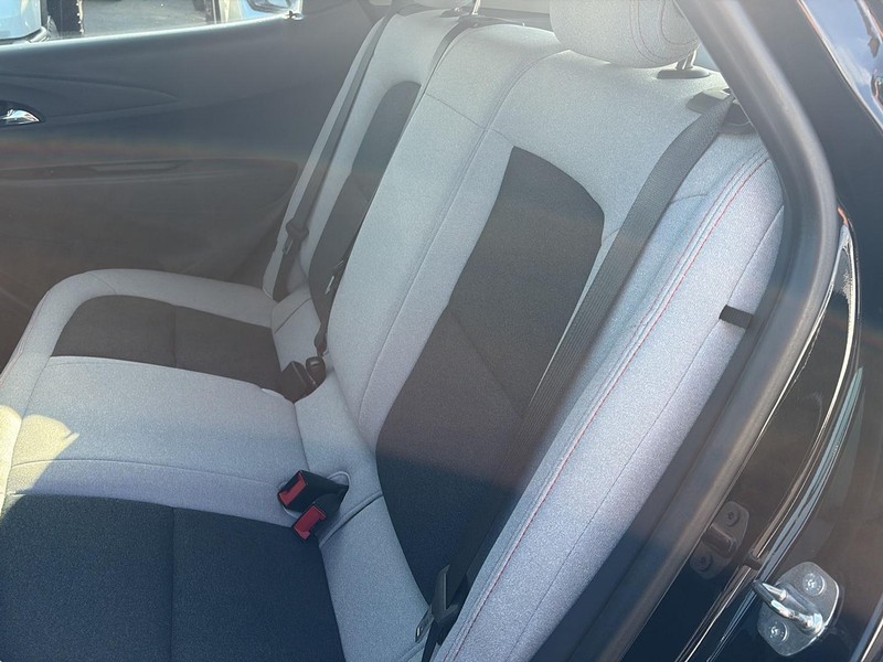 Chevrolet Bolt EV Vehicle Full-screen Gallery Image 23