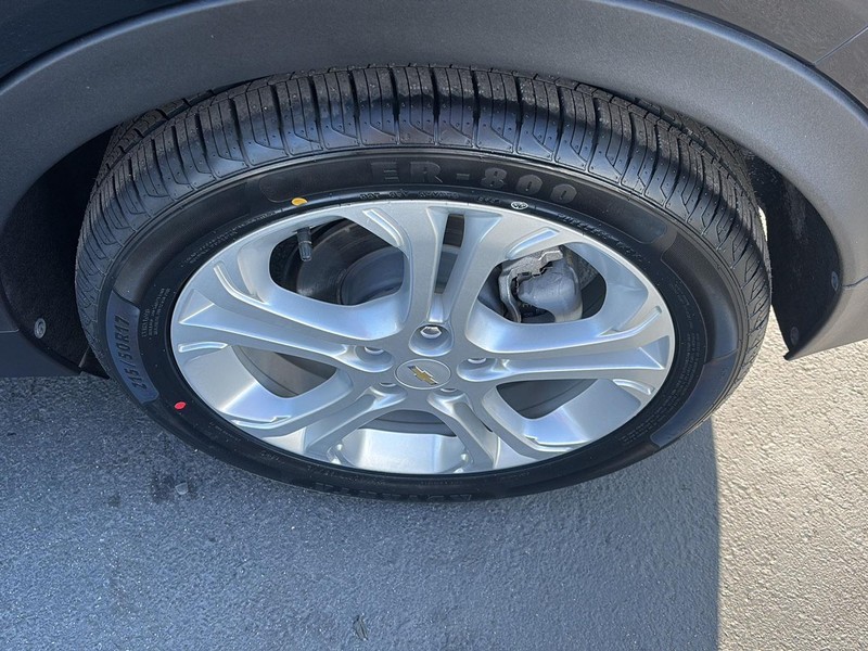 Chevrolet Bolt EV Vehicle Full-screen Gallery Image 24
