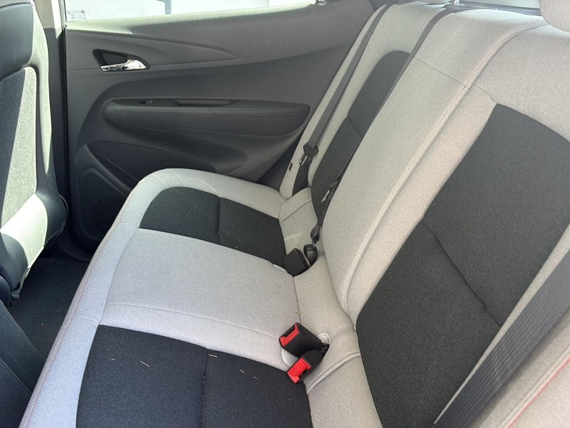 Chevrolet Bolt EV Vehicle Full-screen Gallery Image 15