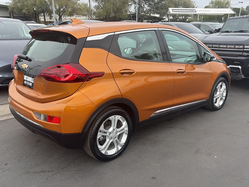 Chevrolet Bolt EV Vehicle Full-screen Gallery Image 11