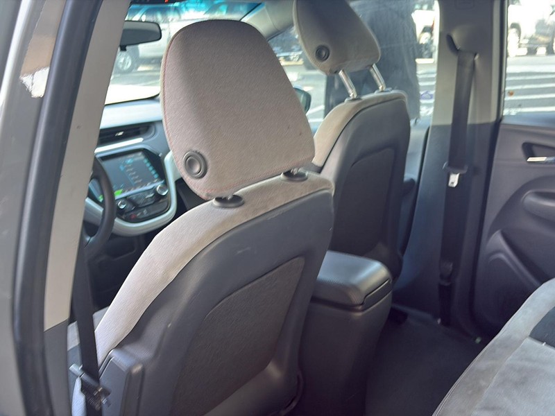 Chevrolet Bolt EV Vehicle Full-screen Gallery Image 09