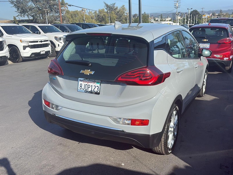 Chevrolet Bolt EV Vehicle Full-screen Gallery Image 13