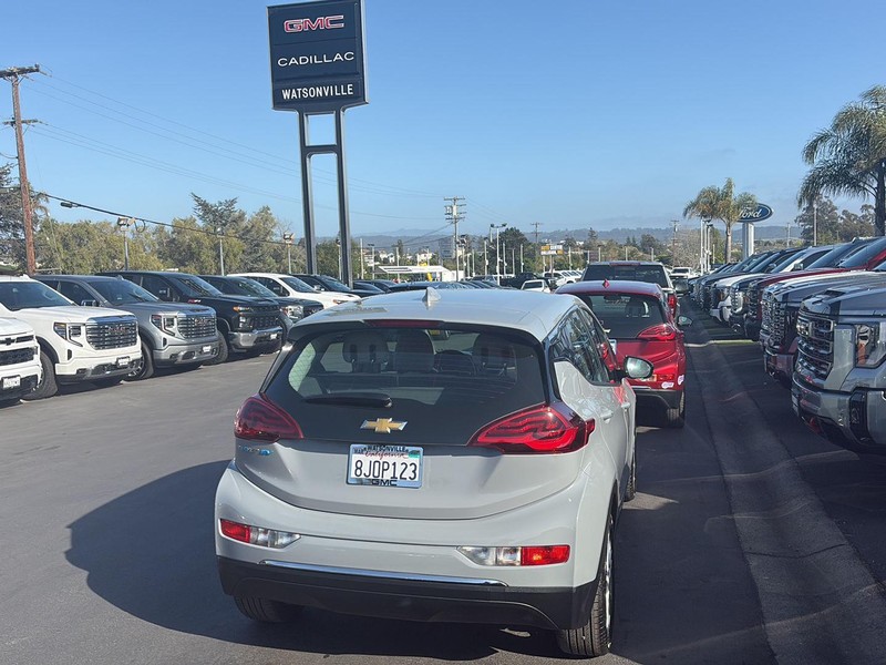 Chevrolet Bolt EV Vehicle Full-screen Gallery Image 14