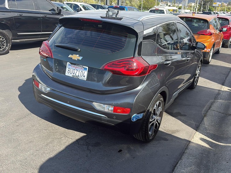 Chevrolet Bolt EV Vehicle Full-screen Gallery Image 09