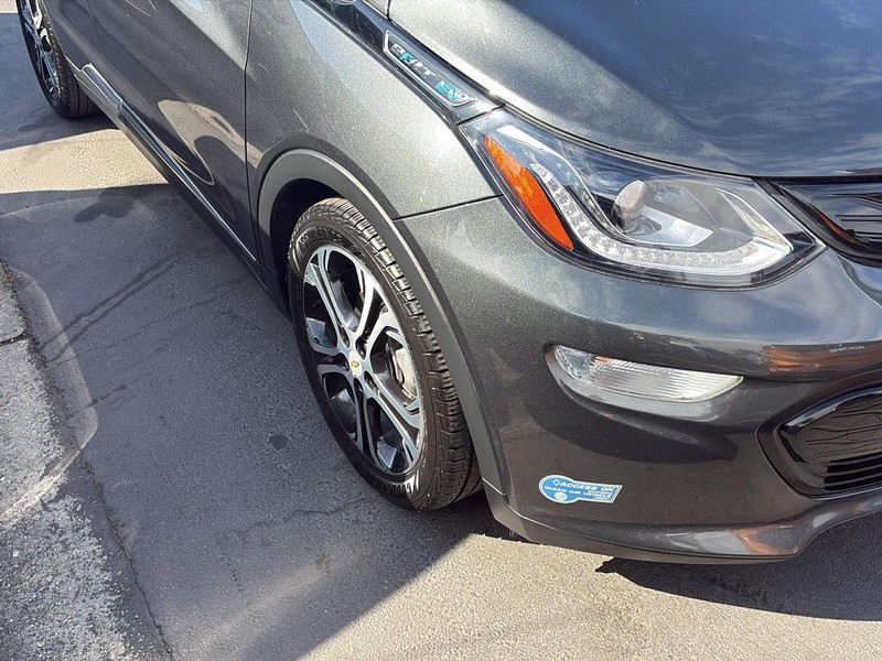 Chevrolet Bolt EV Vehicle Full-screen Gallery Image 12