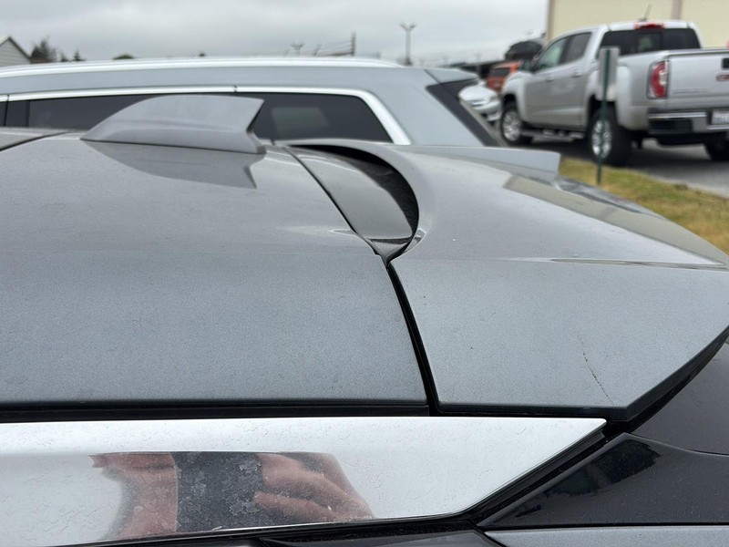Cadillac LYRIQ Vehicle Full-screen Gallery Image 20