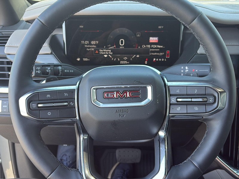 GMC Acadia Vehicle Full-screen Gallery Image 18