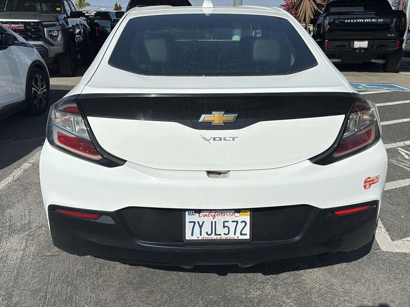 Chevrolet Volt Vehicle Full-screen Gallery Image 04